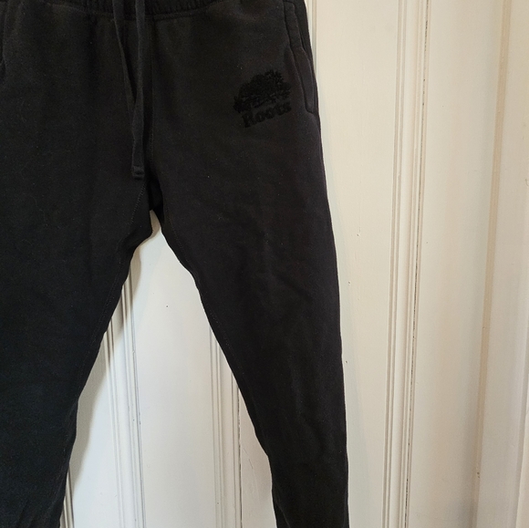 Used Medium Men's Black Roots Sweatpants - Picture 4 of 14
